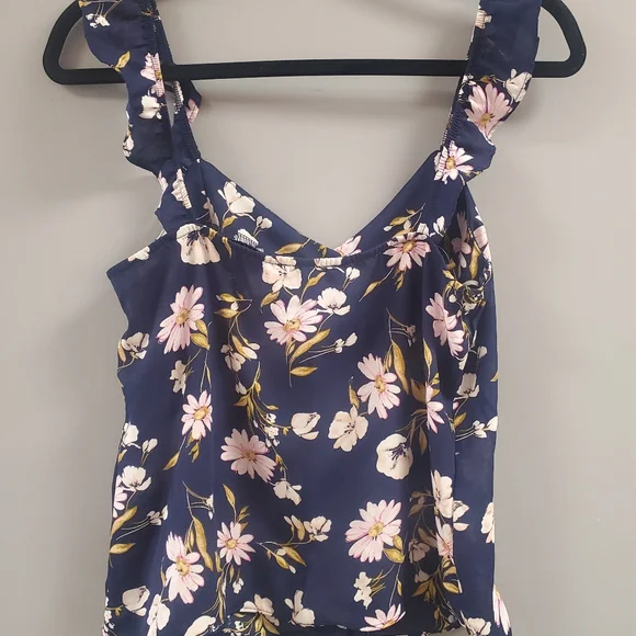 Tank-top - Picture 2 of 3